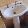 toilet & basin Image 2