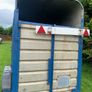 horse box Image 2