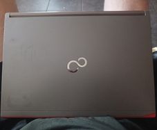 Laptop Lifebook E736