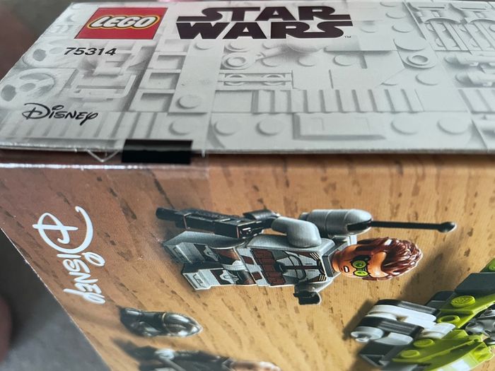 lego The Bad Batch Attack Shuttle Item No: 75314-1