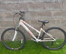 ladies mountain bike