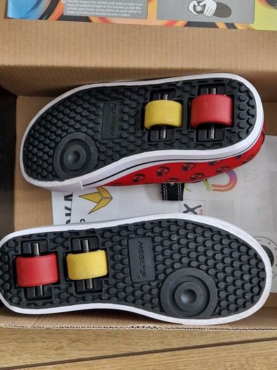 heelys