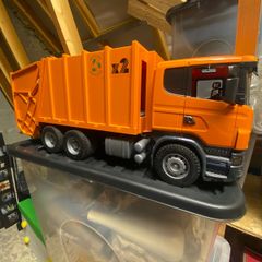Brudar Man Garbage Truck