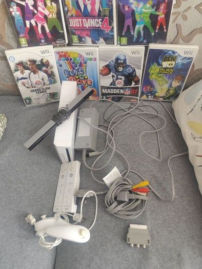 Wii + Just Dance Games