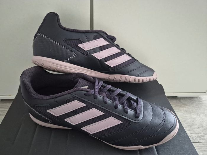 Adidas Shoes Size 9-10 UK