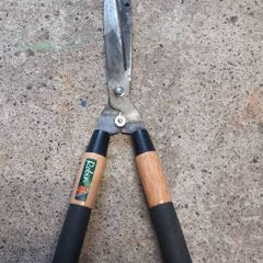 garden shears