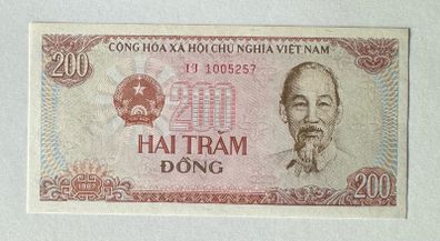 Vietnam 200 Dong 1987 Banknote