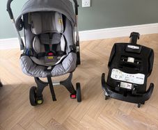 Doona Stroller & Isofix