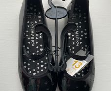 BRAND NEW Girls Black Pumps: Size 13