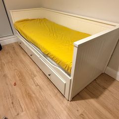 Day Beds
