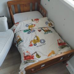 Mammas and pappas toddler bed