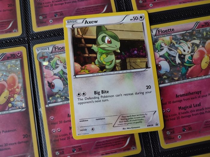 Axew ! Promo ! Holo ! Black & White Era ! 2011 ! Pokemon Card !
