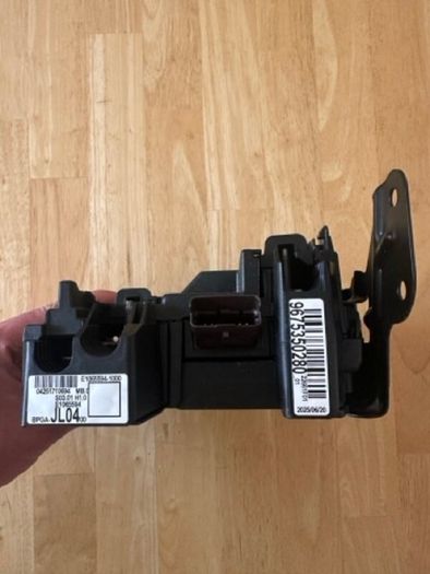 Battery Management Unit Peugeot 9675350280