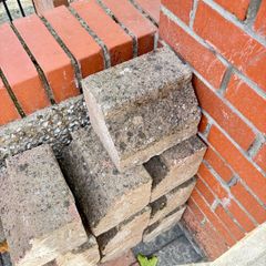 kerb stones