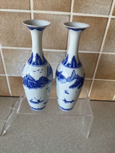 Chinese Pair Eggshell Porcelain Colbalt Blue/ White Elegant Vases