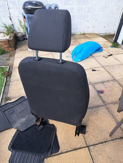 Ford tourneo connect drivers seat