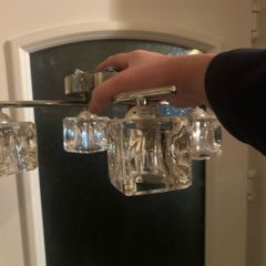 ceiling light with square glass around the bulbs