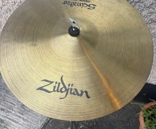 18'' Zildjian Crash Ride Cymbal + Millenium Cymbal Stand