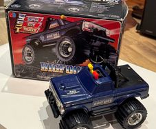 RARE 1985 MB Bigfoot 4x4x4 Monster Truck