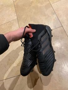 Adidas Predators 9.5UK