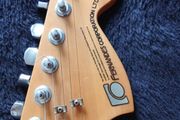 Fernandez 70s stone logo
