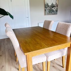 Solid Oak Table & 4 Chairs