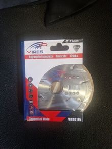 Diamond cutting  disk