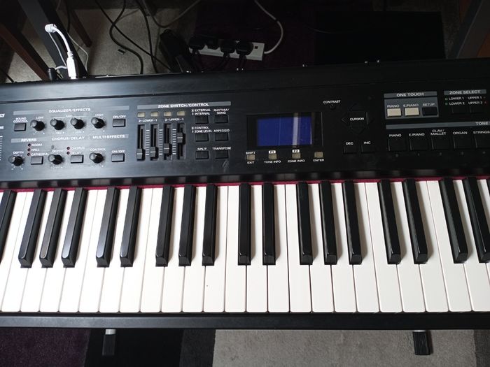 Roland RD700 SX