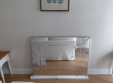 wall mirror