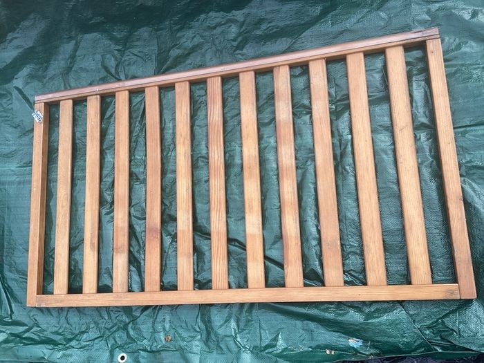 Baby cot with mattress in good condition FOR FREE