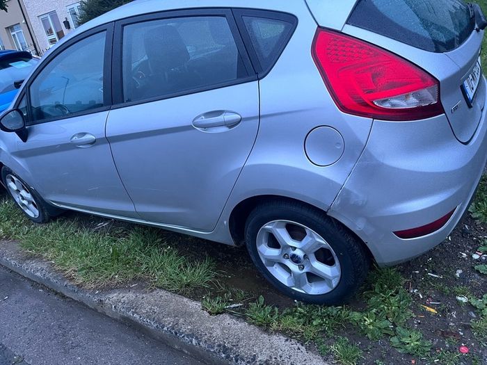 2010 Ford Fiesta