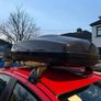 roof box and roof bar Image 2