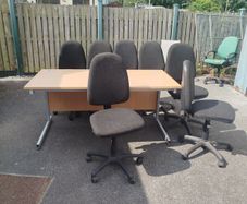 7 office chair and 2 tables