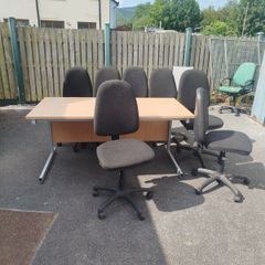 7 office chair and 2 tables