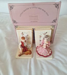 boy and girl bookends