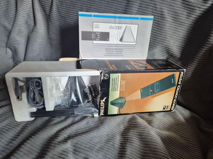 Vintage Philips EM 2000 Infrared Remote Control System System Brand new boxed