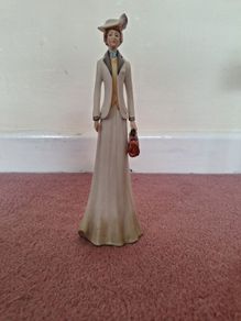 Porcelain Art Deco Style Lady