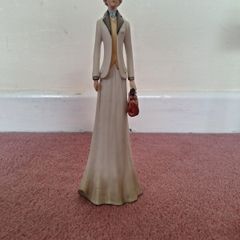 Porcelain Art Deco Style Lady