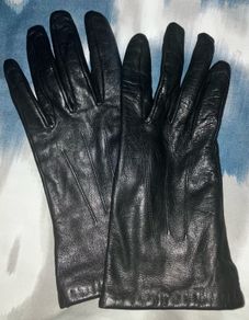 Black leather gloves
