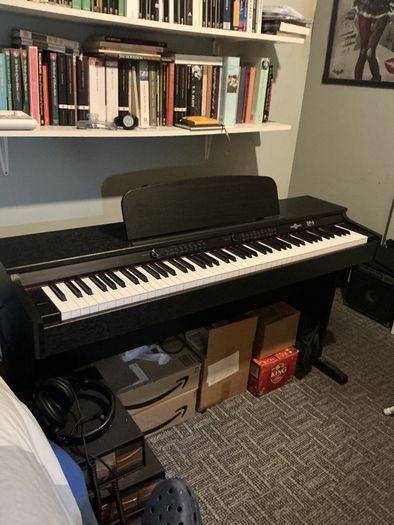 Digital upright piano DP6