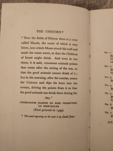 The Drift Of Democracy. Essays In Order:7. By M. De Labedoyere. Published By Sheed & Ward. 193i Edition Hardbacks In Good Condition. See Photos For Same.