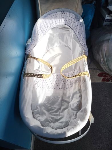 Moses Basinet