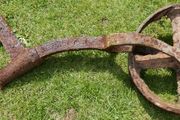 ANTIQUE FORGED IRON FARM WHEEL Rustic Garden Art Beautiful to Display in Your Garden