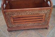 Newspaper/Magazine Rack