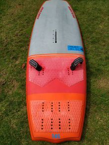 Windsurfing foil board and foil set