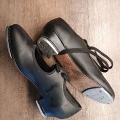 Irish dancing / tap dancing shoes