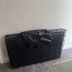 Dog crate and cover