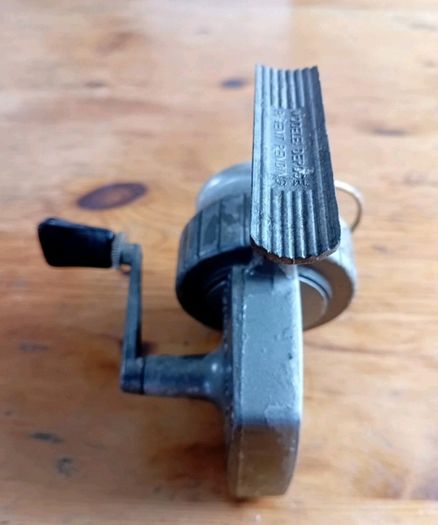 Vintage Pezon & Michel Luxor No.1 Spinning Reel