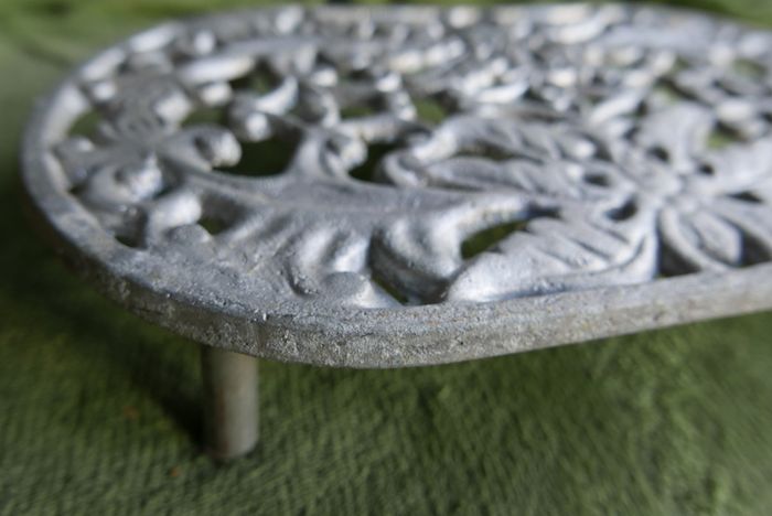 Vintage oval aluminum trivet French Vintage ByIsa