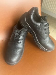 safety shoes